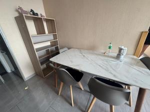 Rama 9 infinity pool with 2bedroom Jodd Fair Asoke