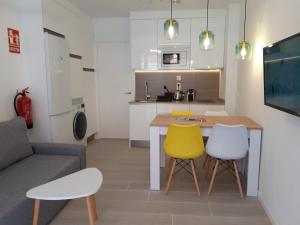 Apartamento nuevo junto a Sor Ángela de la Cruz