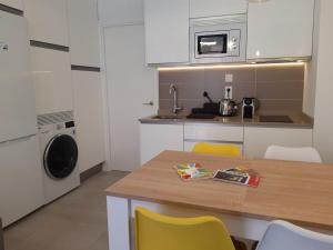 Apartamento nuevo junto a Sor Ángela de la Cruz