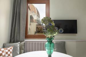 Augustus Suite Vw Duomo Apt w 3 bad 3 bat Ac