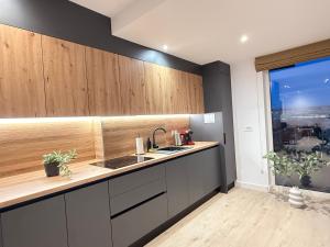 Cozy LOFT Suites & Urban Retreats