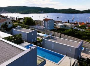 Luxury Blue Villas Vis