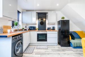 Charming Elegant 2 bedroom House Nottingham, Private Garden Netflix and Free parking