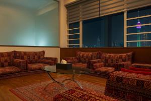 Deluxe 4BR Penthouse By Unique Towers