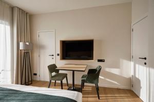 Georges Henri Aparthotel