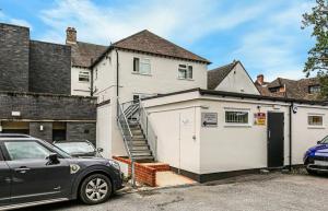 The OXTED high street studio