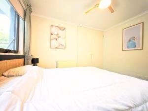 Deepdene 6BR 3BA Large house - Poker Entertainment Room