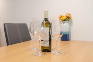 Downtown apartment in the heart of the new city center, 4 guests, parking