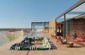 Upon Harbor - Seixal Bay Hotel