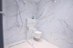 Appartements 3 chambres de luxe 6 personnes, clim, centre ville