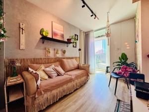 Ap completo com ar e garagem coberta próximo ao metrô