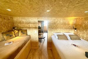 Les 1000 Ailes-Expérience Unique dans une Hutte