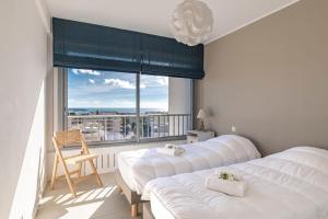 Apartment with pool - sea view