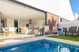 Villa Lux - Golden Nelly By Algartur