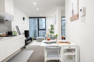 Southbank Oasis with Pool & Sauna