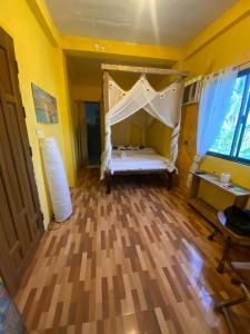 SIARGAO SURFING STAY WITH BABYNASH Homestay