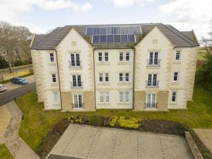 Royal Gardens Apartment 10