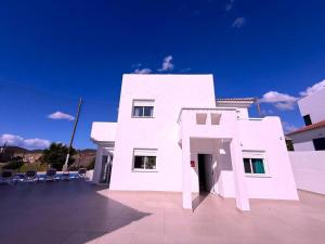 Villa 13 - Modern Princess