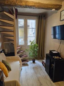 T2 charmant avec mezzanine au cœur dAix