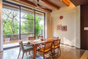 amã Stays & Trails - Sukh Villa, Alibaug