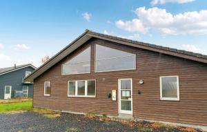 Beautiful Home In Rødby With Wifi