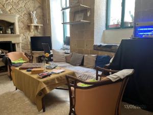 Master Suite with Kingsize Bed and Ensuite