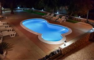 Beautiful Apartment In Rab