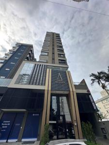 Apt 2 suites Novo 180M da Praia Completo