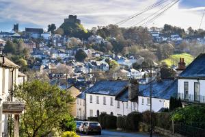 Finest Retreats - Bre Stefan