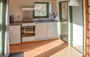 2 Bedroom Beautiful Home In Hanstholm