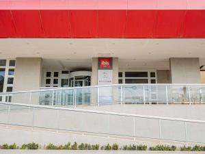 ibis Macae