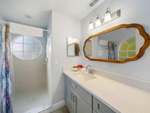 5005 Laguna Bay Cir 18