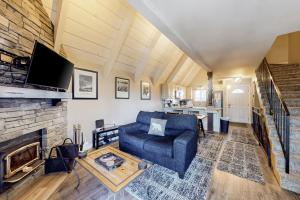 Mammoth View Villas 24