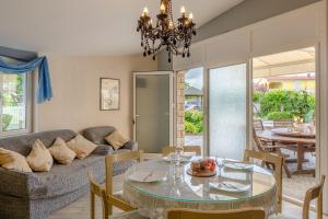 Villa Jelena Vir near beach