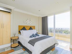 Point Waterfront apartment by The Raz