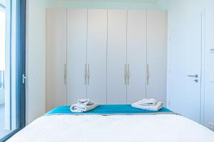 Fancy 2BR & 1LR Apartment Panoramic Sky View