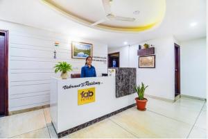 FabHotel VR Stay Near Millennium City Centre Gurugram