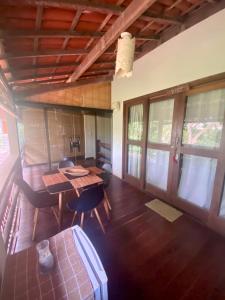 Flat Iansã Condomínio beira-mar Varanda Piscina.