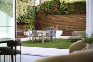 The St Johns Wood Grand Residence