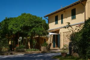 Podere la Botte, Pool, Lari