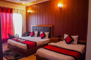 SATYAM RESIDENCY NEAR 5 STAR JW MARRIOTT HOTEL & RESORt