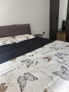 Green Apartment with Parking