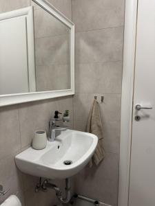 Green Apartment with Parking