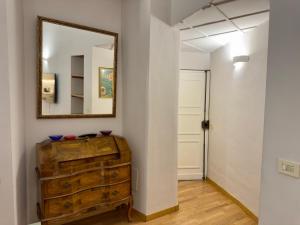 Bartolo 40 - Historic Centre Apt - ItalyWeGo img7