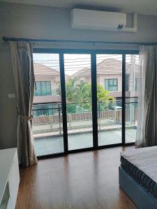 Venice 3 bedroom, 3 bathroom, single family villa