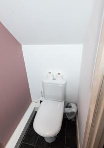 Family 3 Bedroom House by Guestz