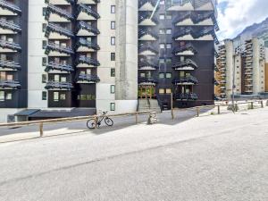 Studio 4-5 pers à Val-dIsère, ski aux pieds - FR-1-518-102