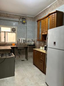 شقة بفيلا مميزه بالتجمع بالقرب من المطار