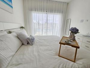 Melody 2BDR Condo with Pool View in Coral Bay #2