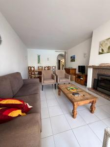 Casa das Felicidades